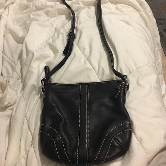 Coach Handbags - Coach crossbody bag.